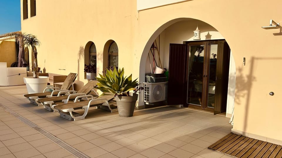 Frente mar em Vale Centeanes - Moderno e Confortável Apartment in Carvoeiro