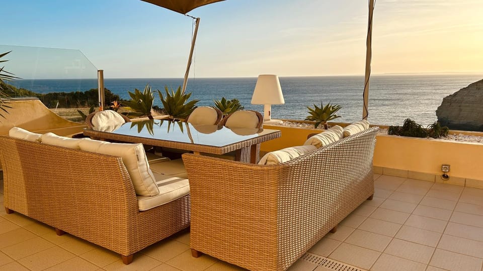 Frente mar em Vale Centeanes - Moderno e Confortável Apartment in Carvoeiro