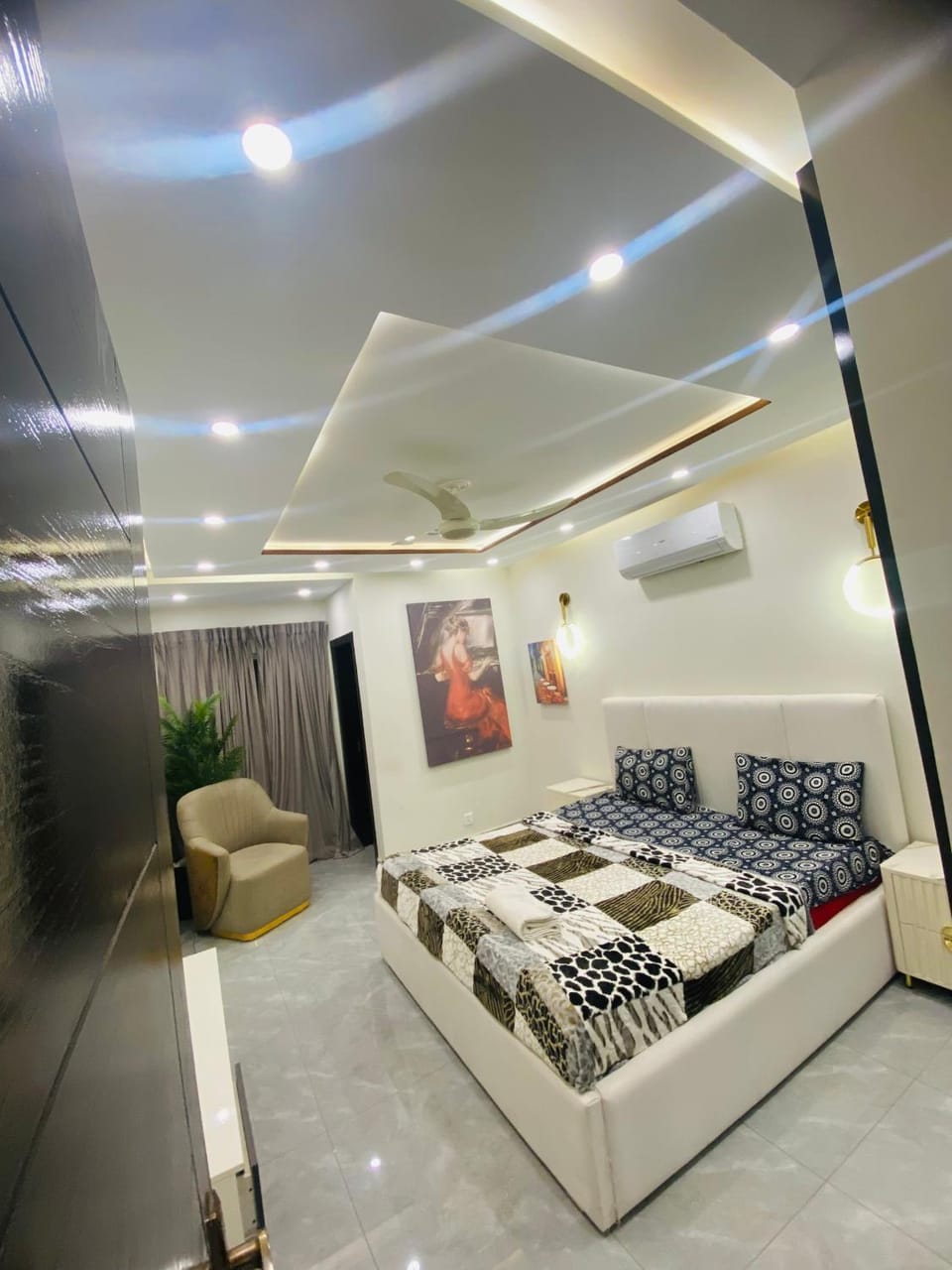 Luxury Two bedrooms Apartment Apartment in Lahore