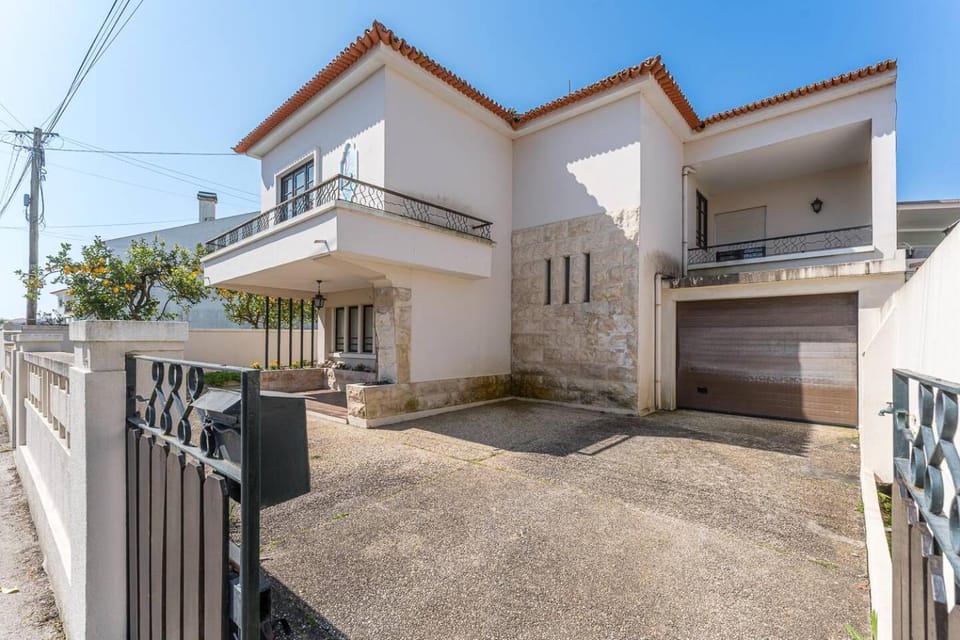 Property building, Balcony/Terrace