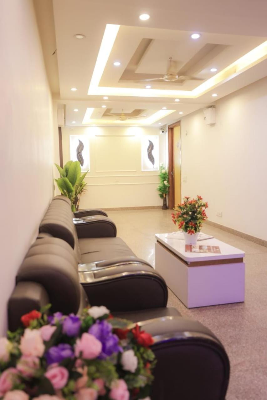 Hotel AR Residency Hotel in Noida