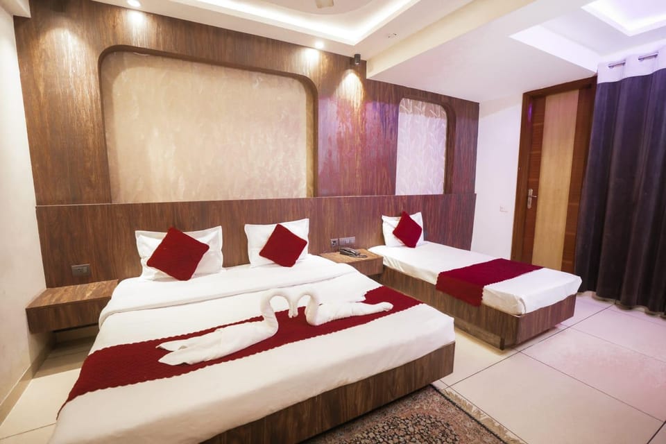 Hotel AR Residency Hotel in Noida