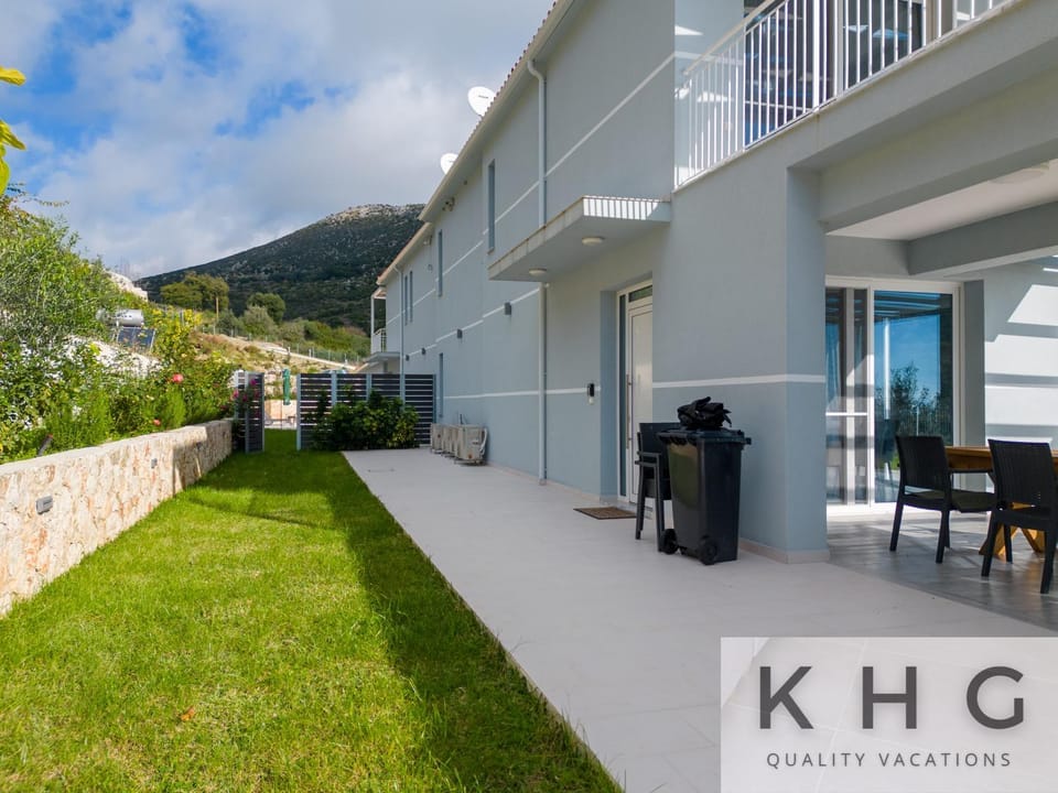 Two villas Golden sun villas with private pools near Skala village Villa in Cephalonia