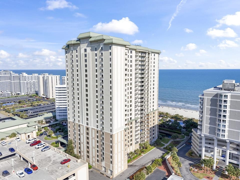 2002 Palms, New Renovated Oceanfront Retreat - Kingston Resorts condo Apartment in South Carolina
