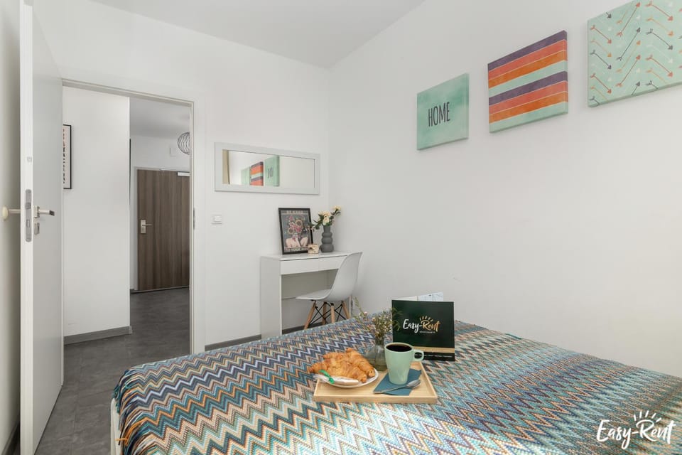 Grunwaldzka 12D24 - 50 m od plaży - boczny widok na morze - miejsce parkingowe Apartment in West Pomeranian Voivodeship, Poland