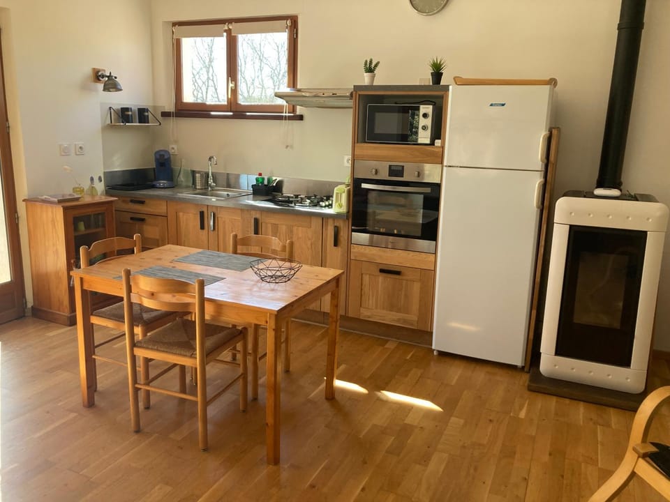 Appartement dans un cadre verdoyant Apartment in Provence-Alpes-Côte d'Azur
