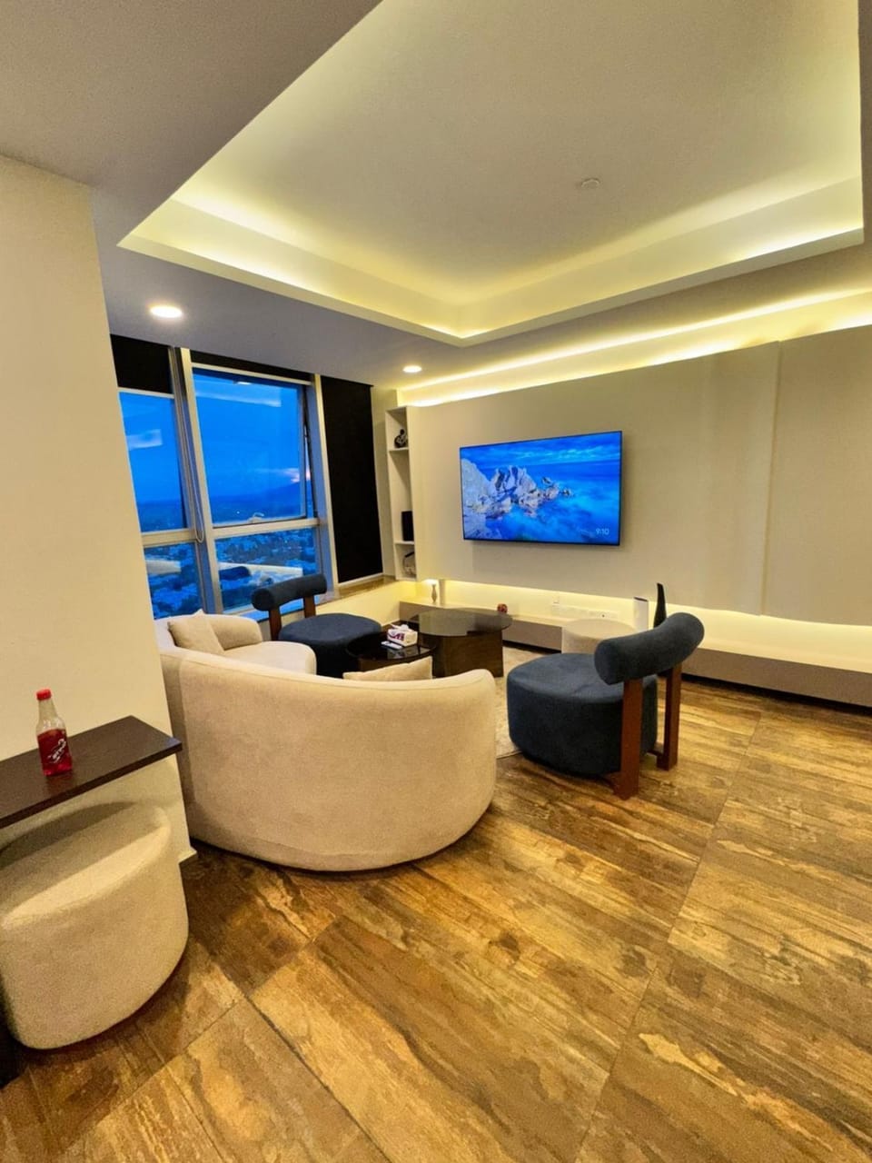 Communal lounge/ TV room, TV and multimedia, Seating area