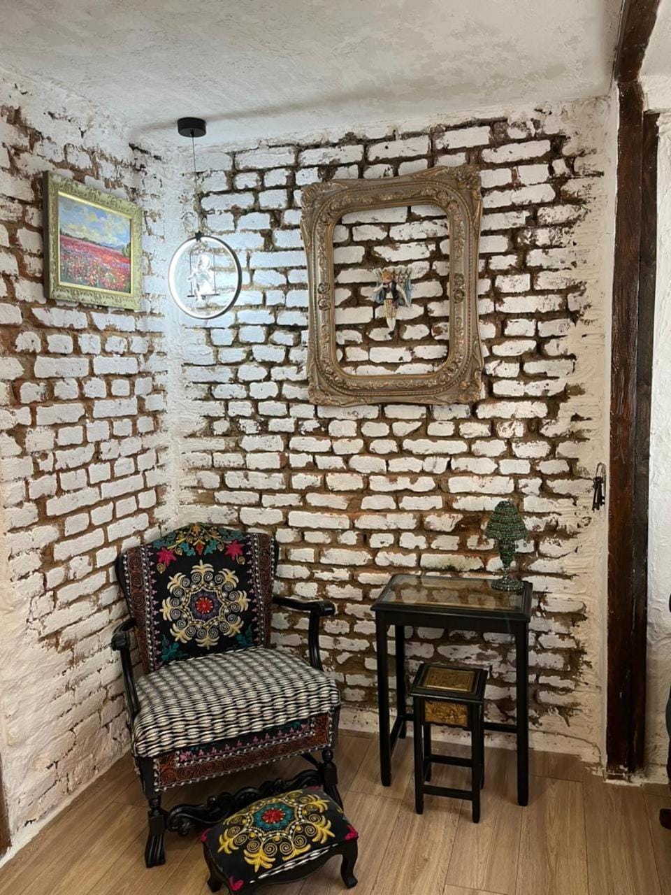 Seating area