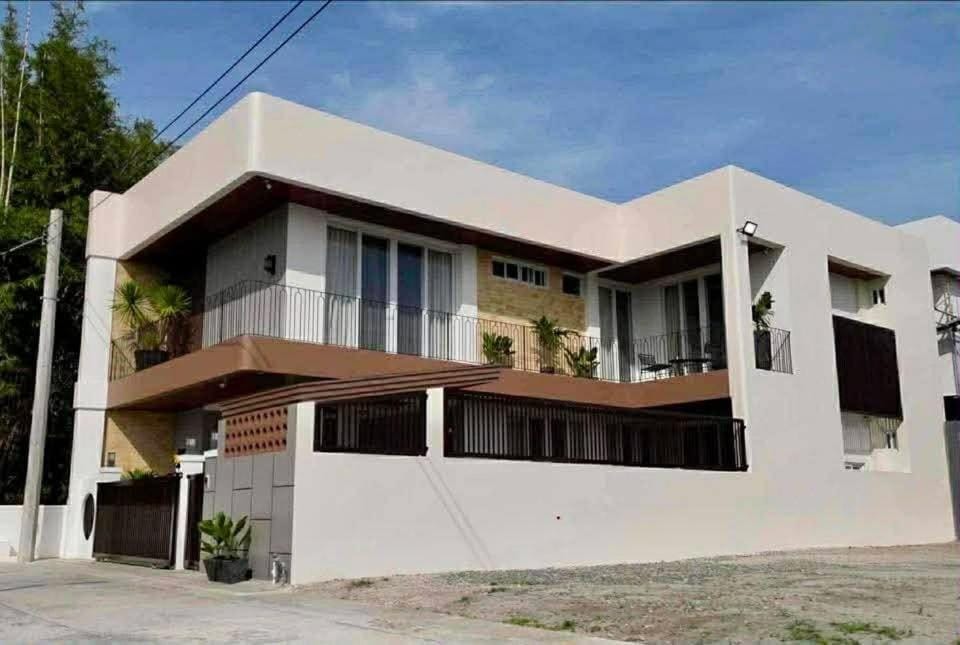 Villa Cassandra Atasha Private Resort - Atasha Branch Villa in Angeles