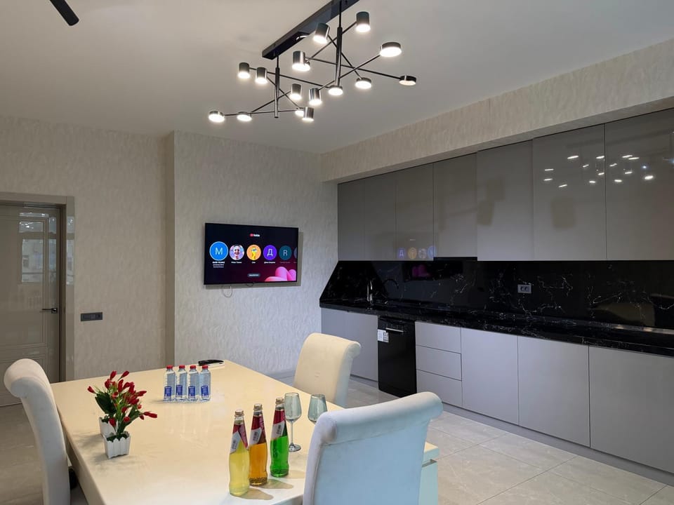 TV and multimedia, Kitchen or kitchenette, Dining area, minibar, pet friendly