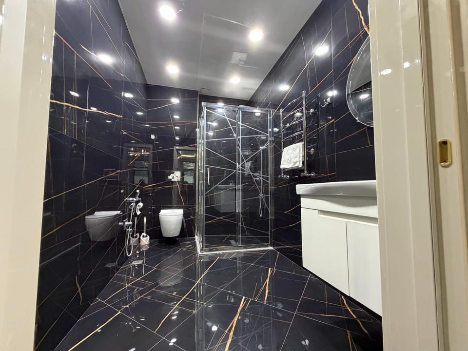 Shower, Toilet, Bathroom