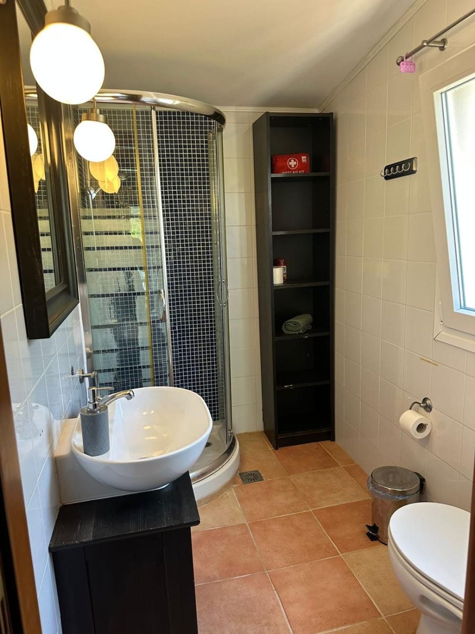 Shower, Toilet, Bathroom