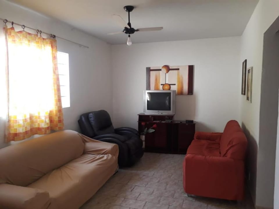 Communal lounge/ TV room, TV and multimedia, Seating area