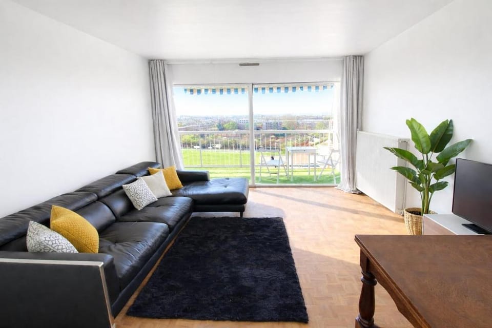 Magnifique Appartement 8 pers à 5 min de Lyon Apartment in Auvergne-Rhône-Alpes