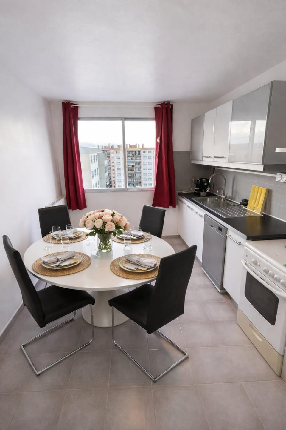 Magnifique Appartement 8 pers à 5 min de Lyon Apartment in Auvergne-Rhône-Alpes