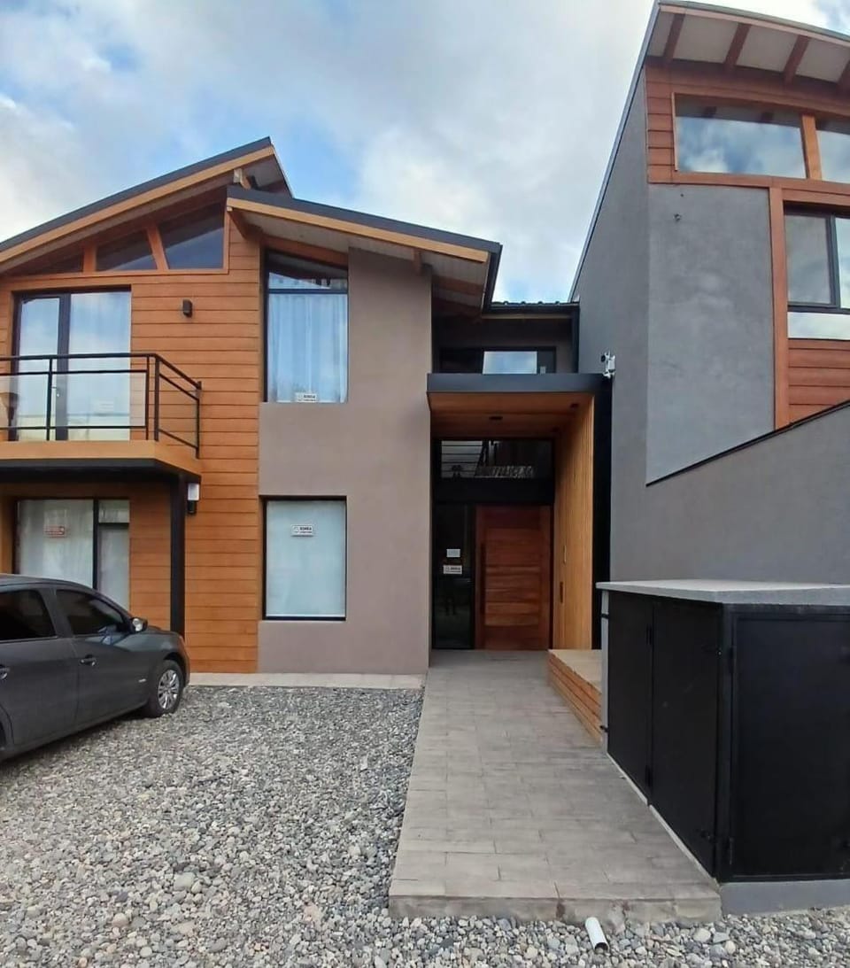 Property building, Facade/entrance, Parking