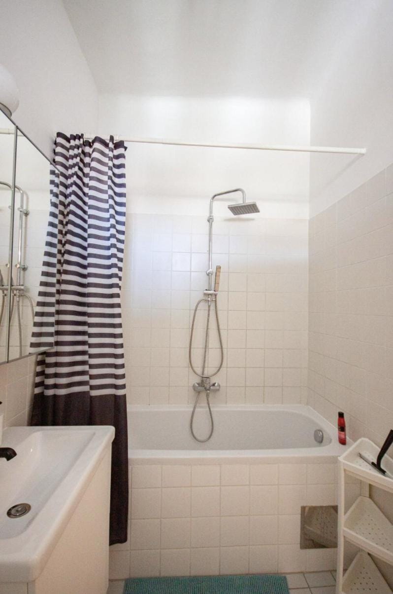 Bright Apartment near Naschmarkt & City Center Apartment in Vienna