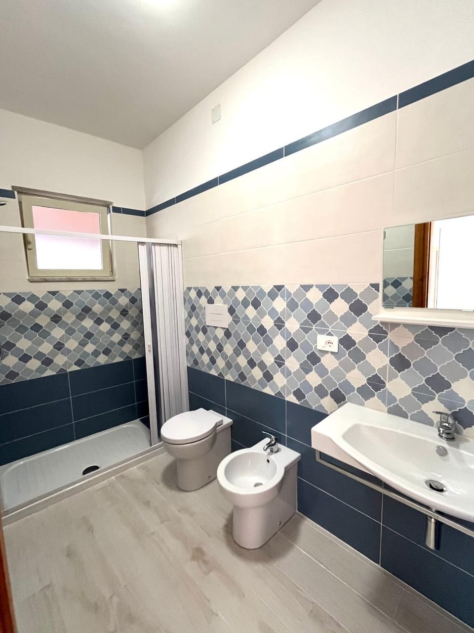 Shower, Toilet, Bathroom, bidet