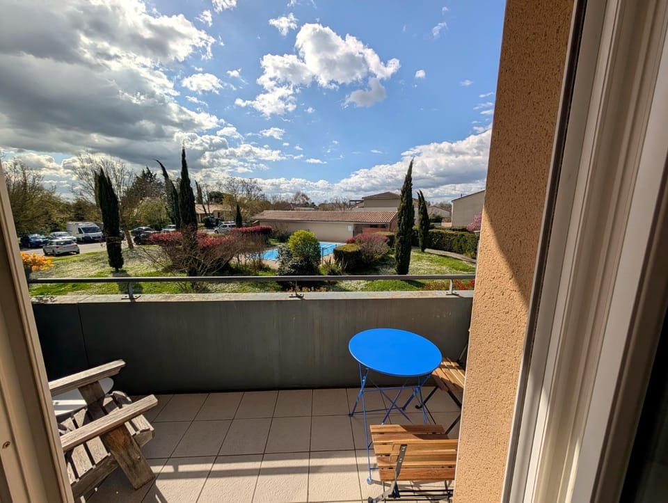 Balcony/Terrace, Swimming pool