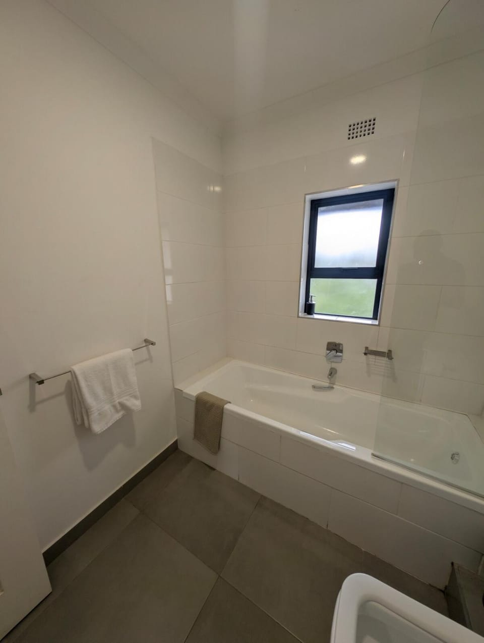 Shower, Bath