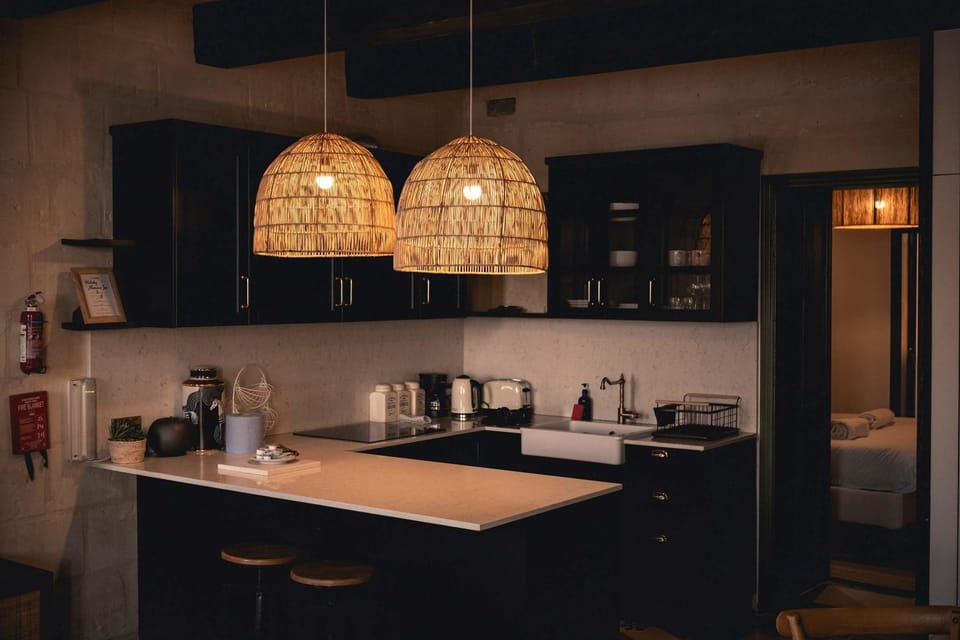 Coffee/tea facilities, Kitchen or kitchenette