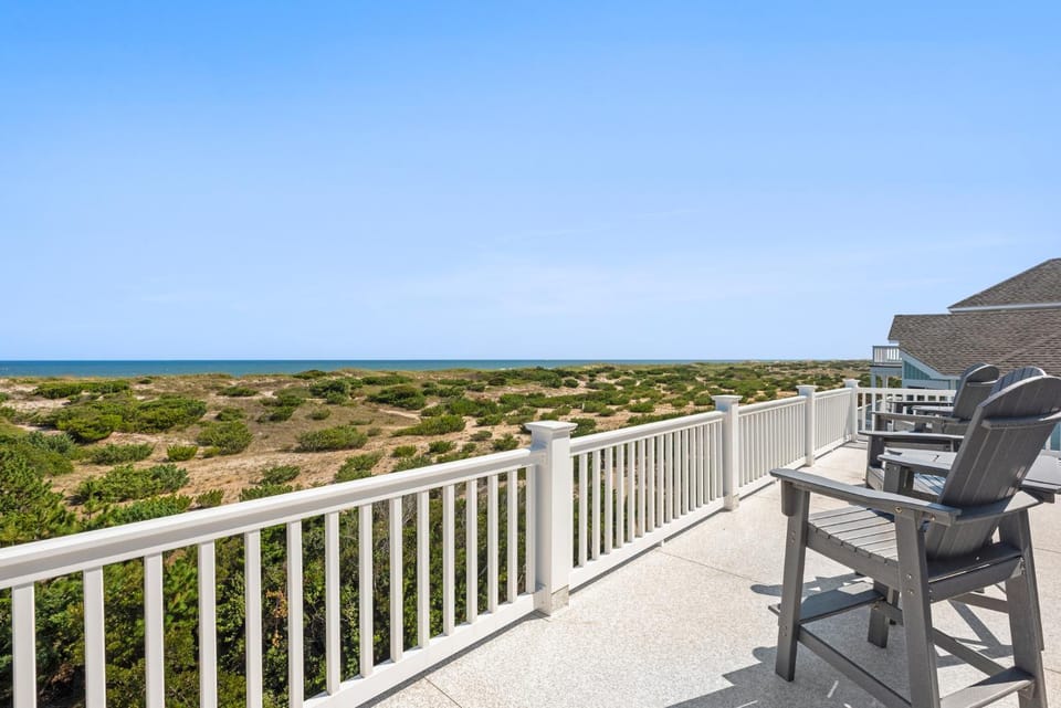 Crabcake Village OBX House in Outer Banks