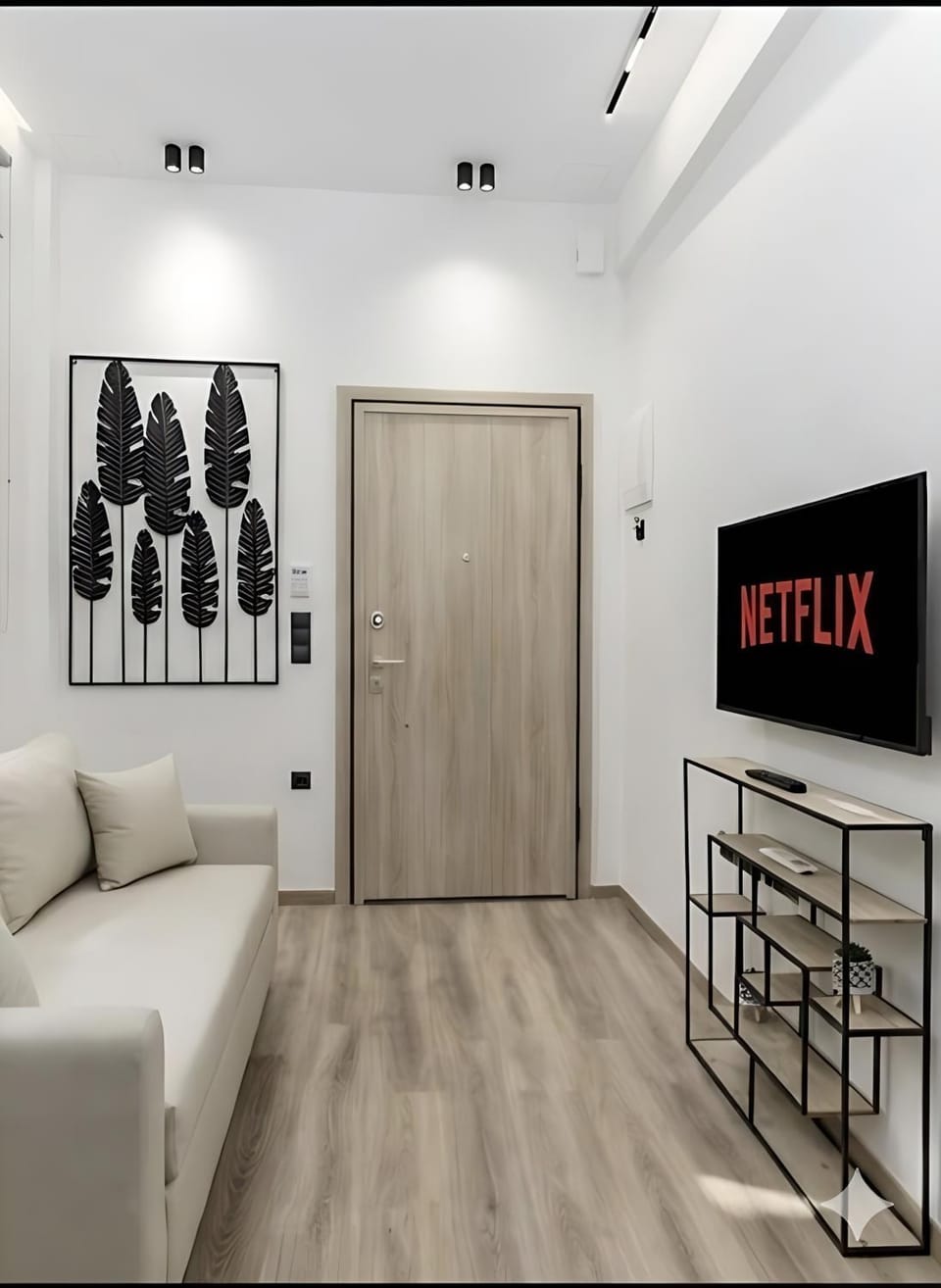 TV and multimedia, Living room, Seating area, Evening entertainment
