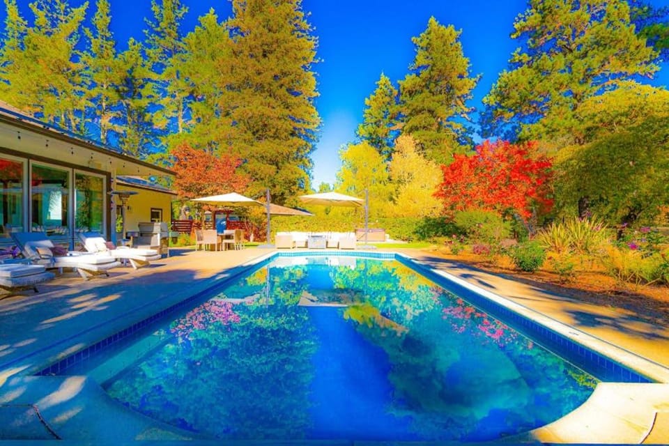 Zegarra Estate House in Sonoma County