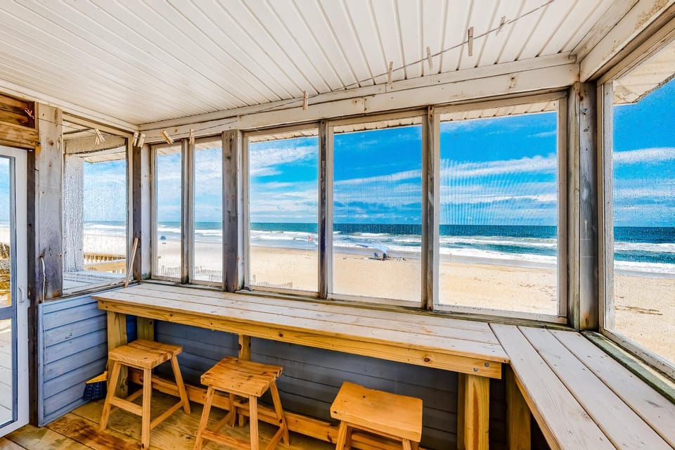 Blissful Beach House OBX Village House in Nags Head