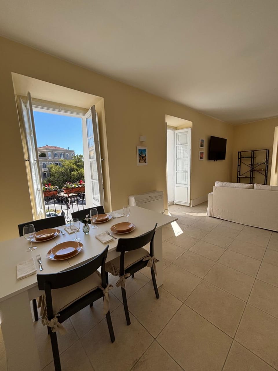 Cagliari Downtown - Piazza Costituzione suite Apartment in Cagliari