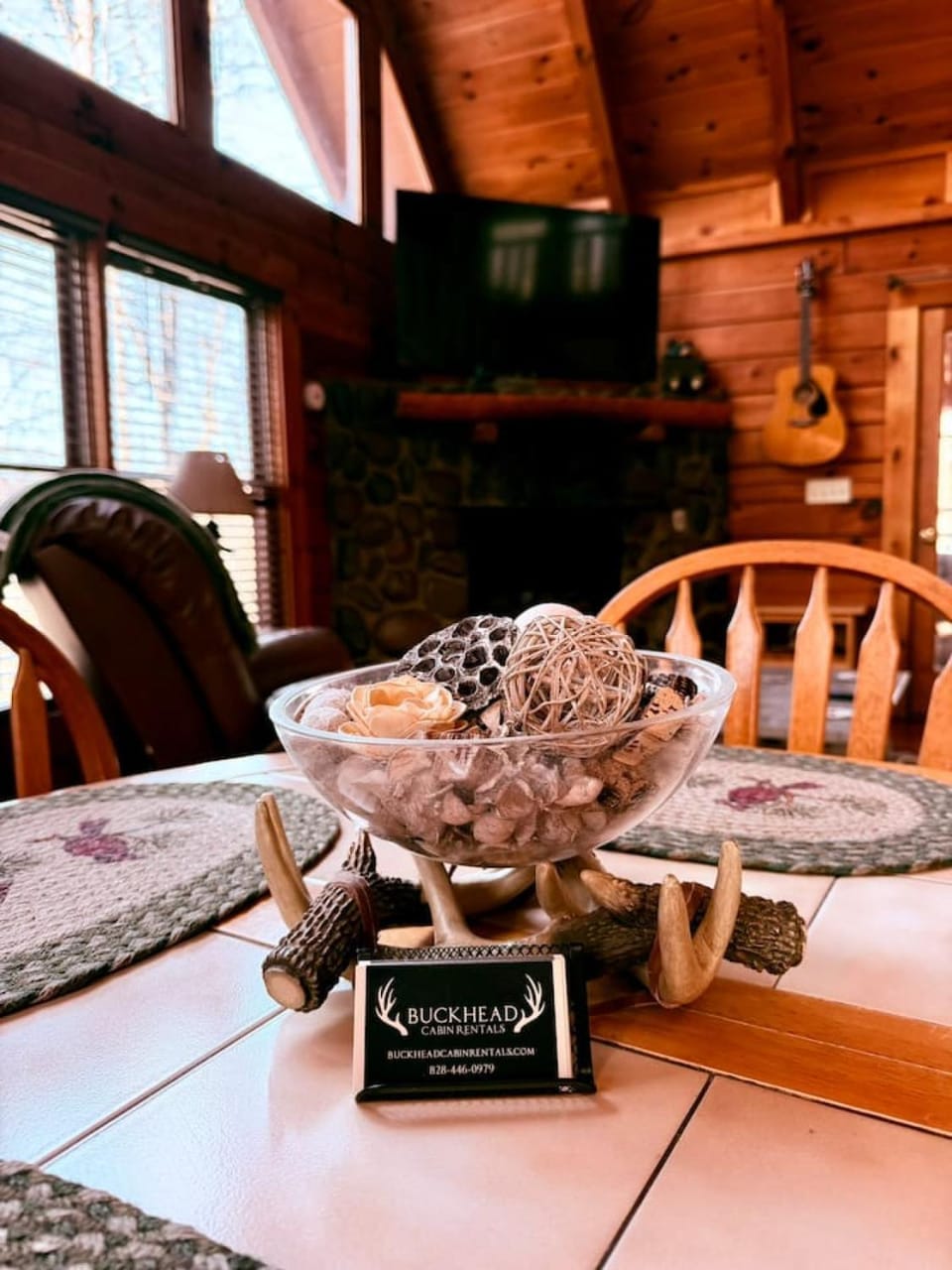 Mossy Trail Treasure Gatlinburg Cabin Cabin in Gatlinburg