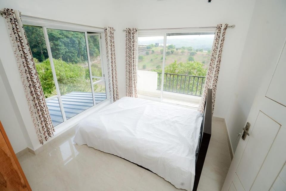 Green Meadows House in Kerala