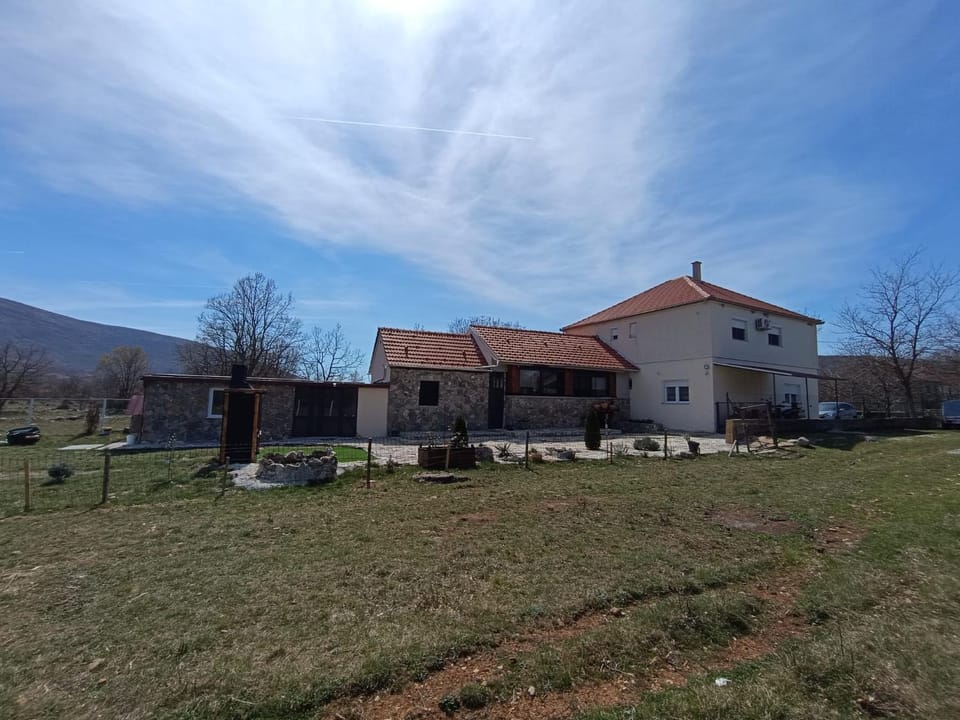 Property building, Day, Natural landscape