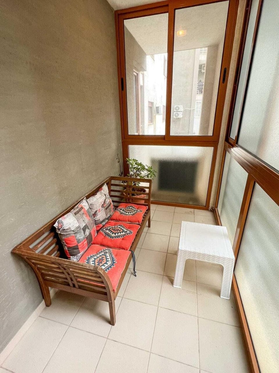 Property building, Balcony/Terrace, Seating area