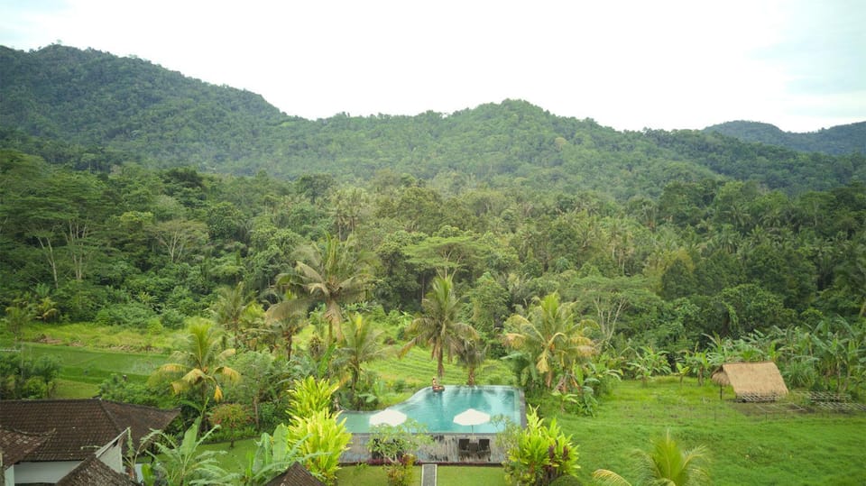 Natural landscape, Mountain view, Pool view, Swimming pool