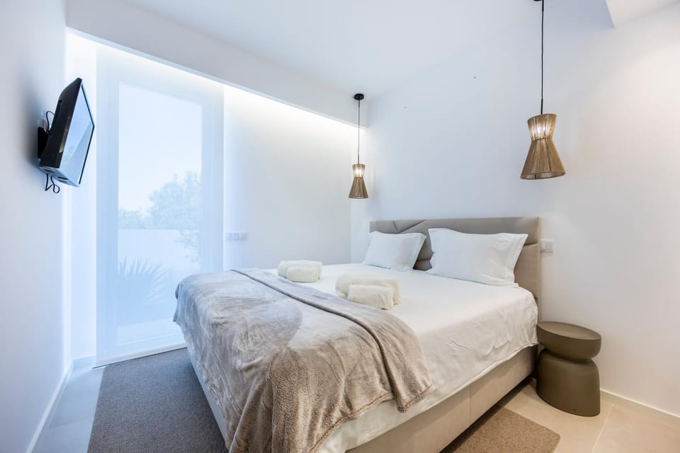 Novo T2 com piscina -burgau Apartment in Luz