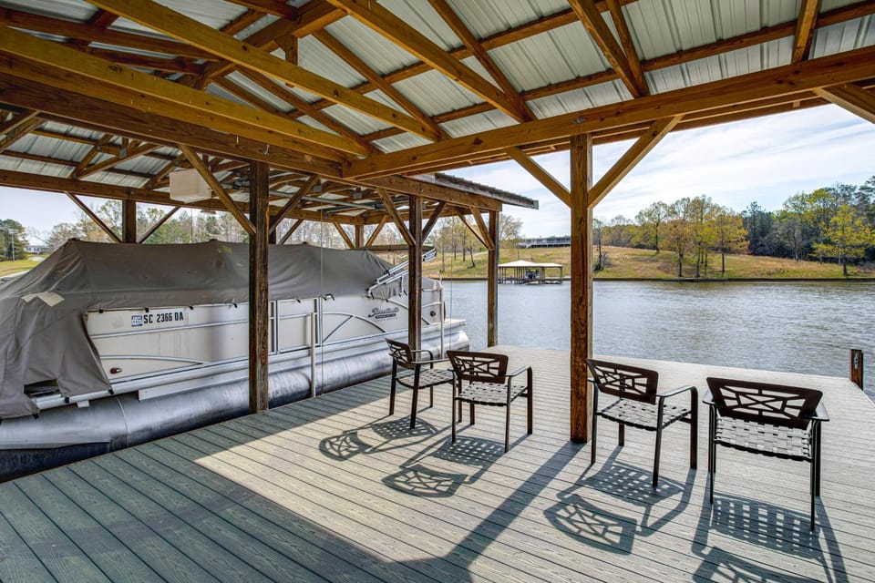 Greenwood Group Retreat w/ Large Private Dock! House in Lake Greenwood
