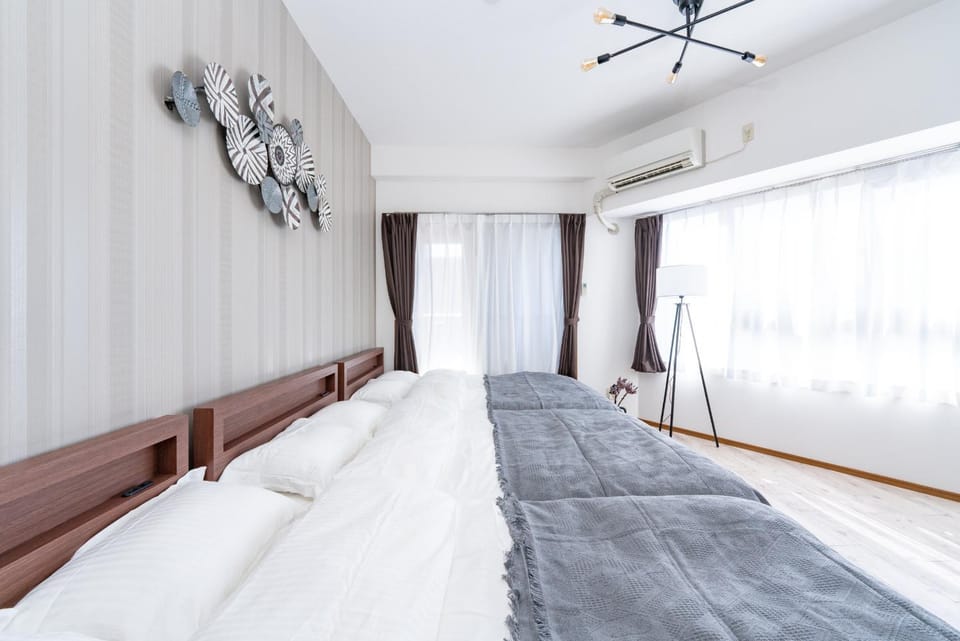 Bed, Bedroom, air conditioner