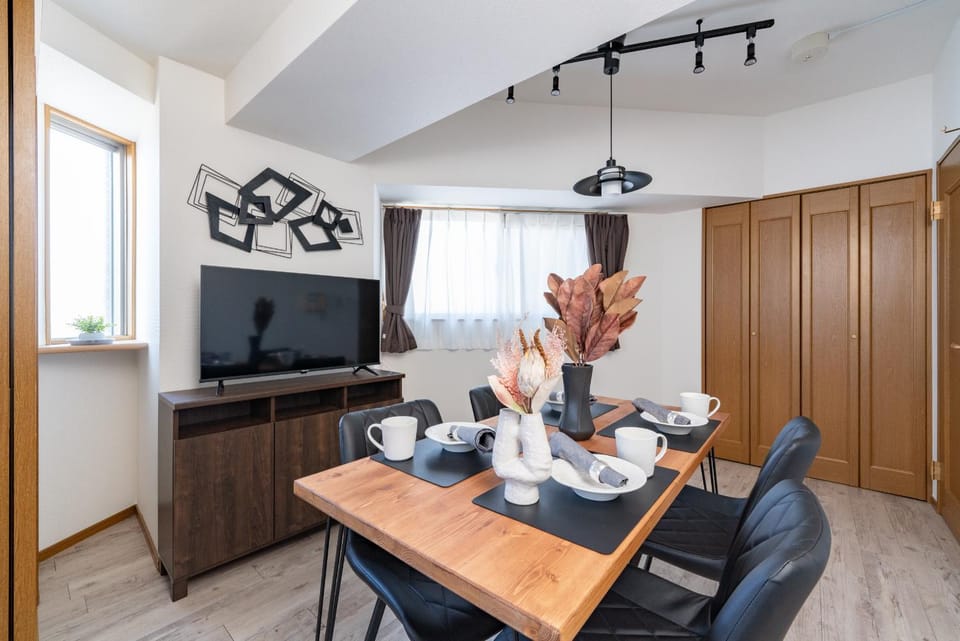 TV and multimedia, Dining area
