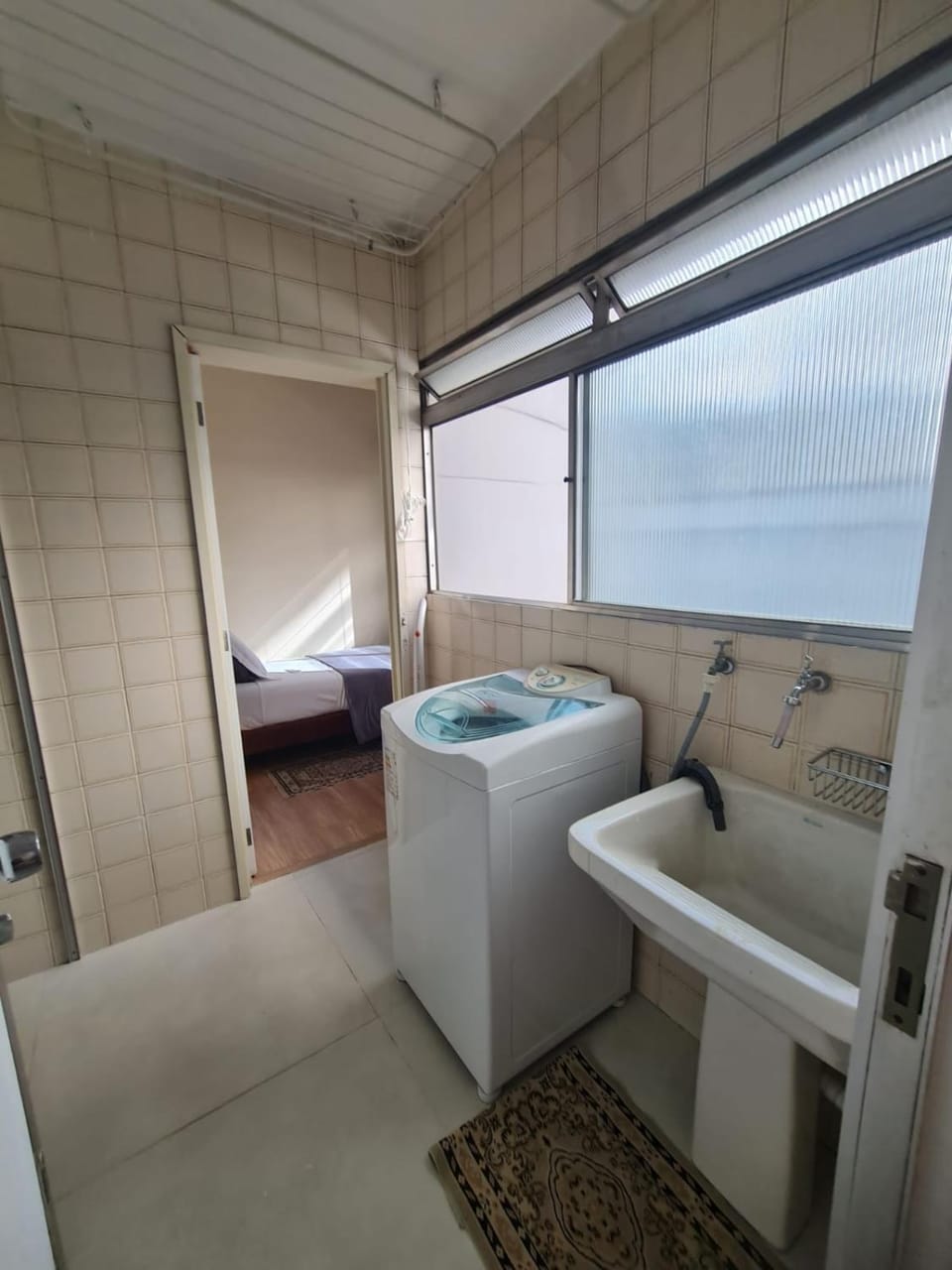 Apartamento completo em pinheiros proximo ao metro Apartment in Sao Paulo City
