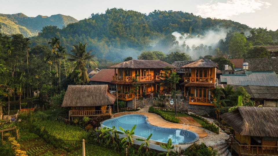 Property building, Swimming pool