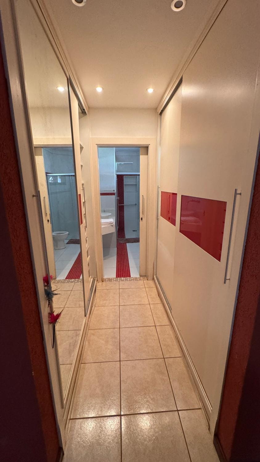 locker, wardrobe