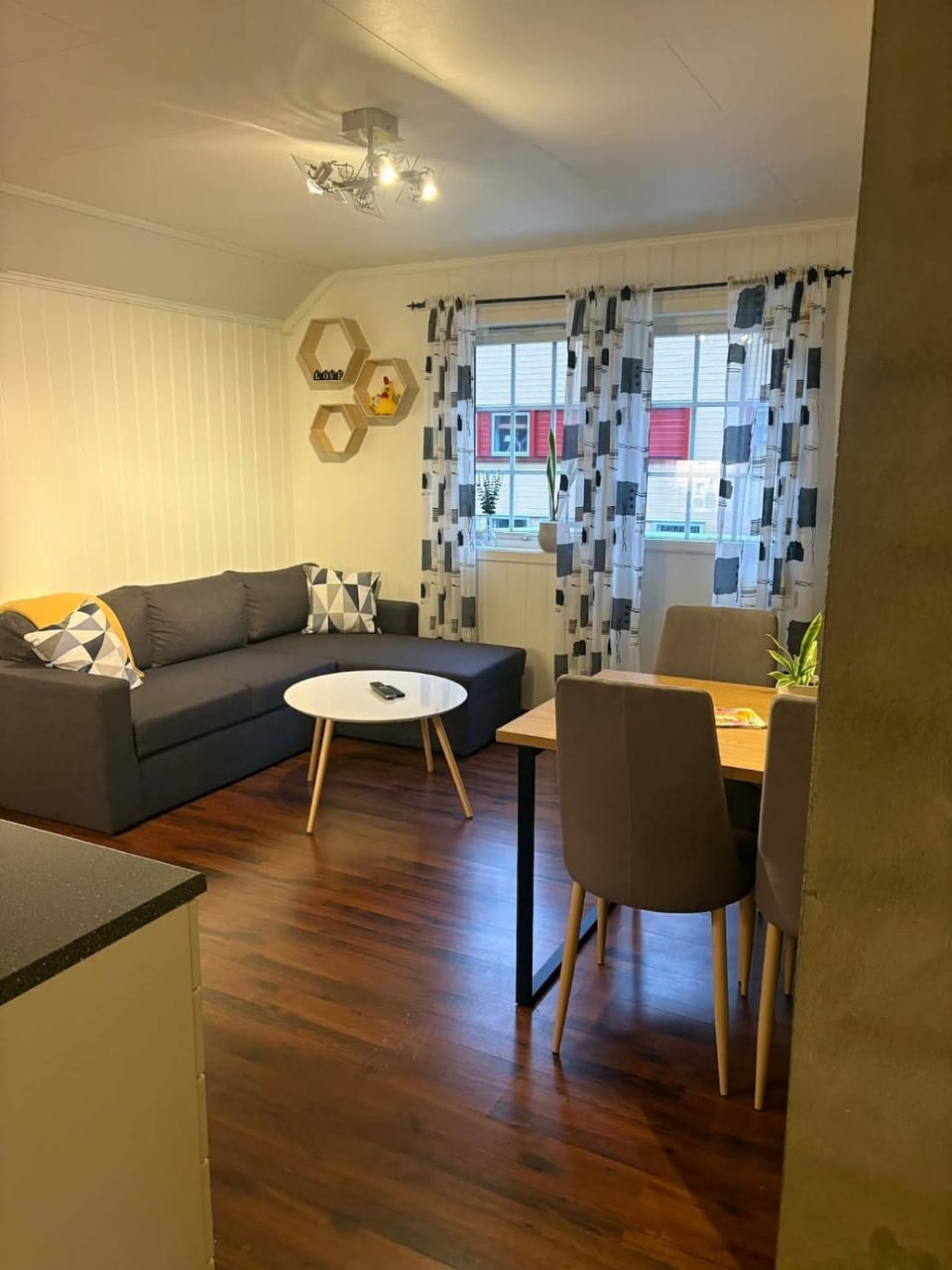 Apartment in cozy downtown neighborhood Apartment in Vestland