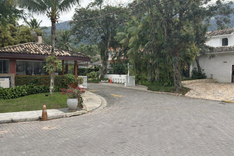 Neighbourhood