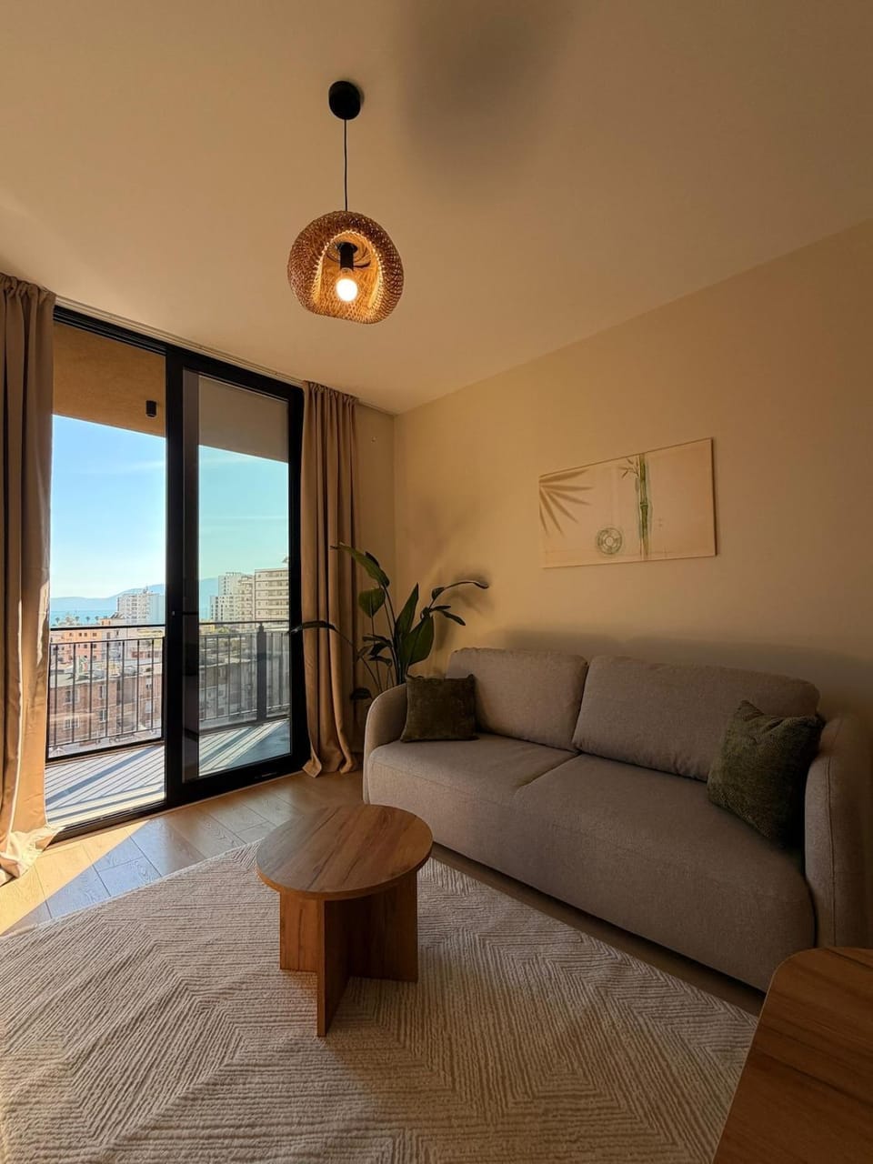 Sunny Sea View in Heart of Vlora Apartment in Vlorë