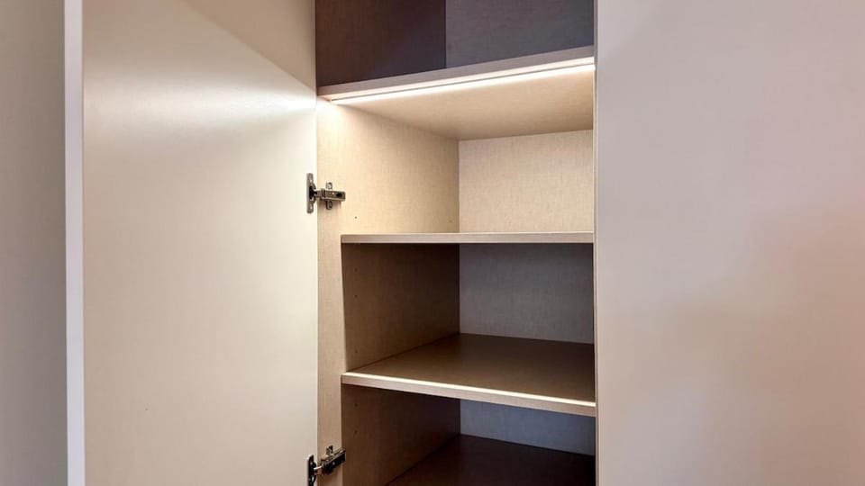 Modern & Bright Apartment 5 Min Walk to Matosinhos Beach Apartment in Matosinhos