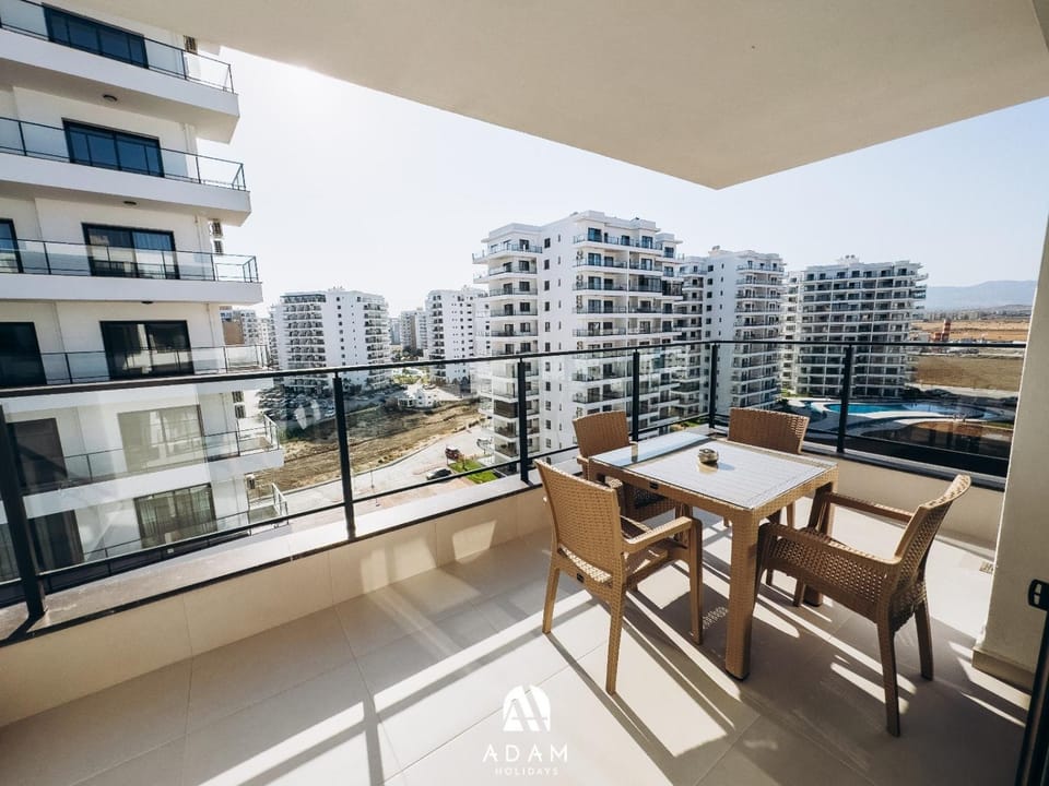 Caesar Resort & Spa Collection Studios Pools & Long Beach Apartment in Famagusta District