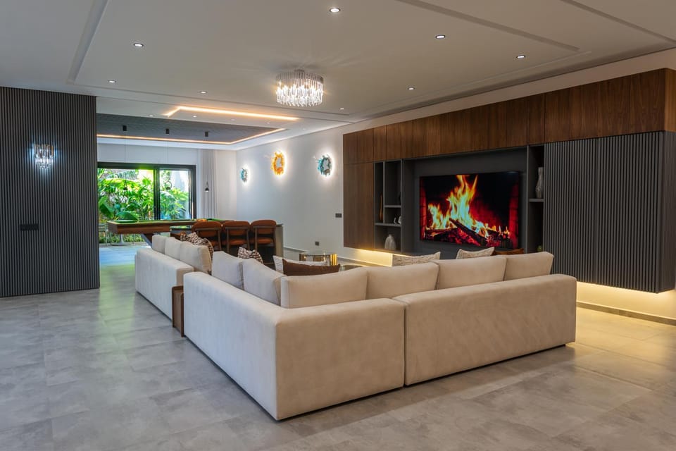 Living room, Seating area