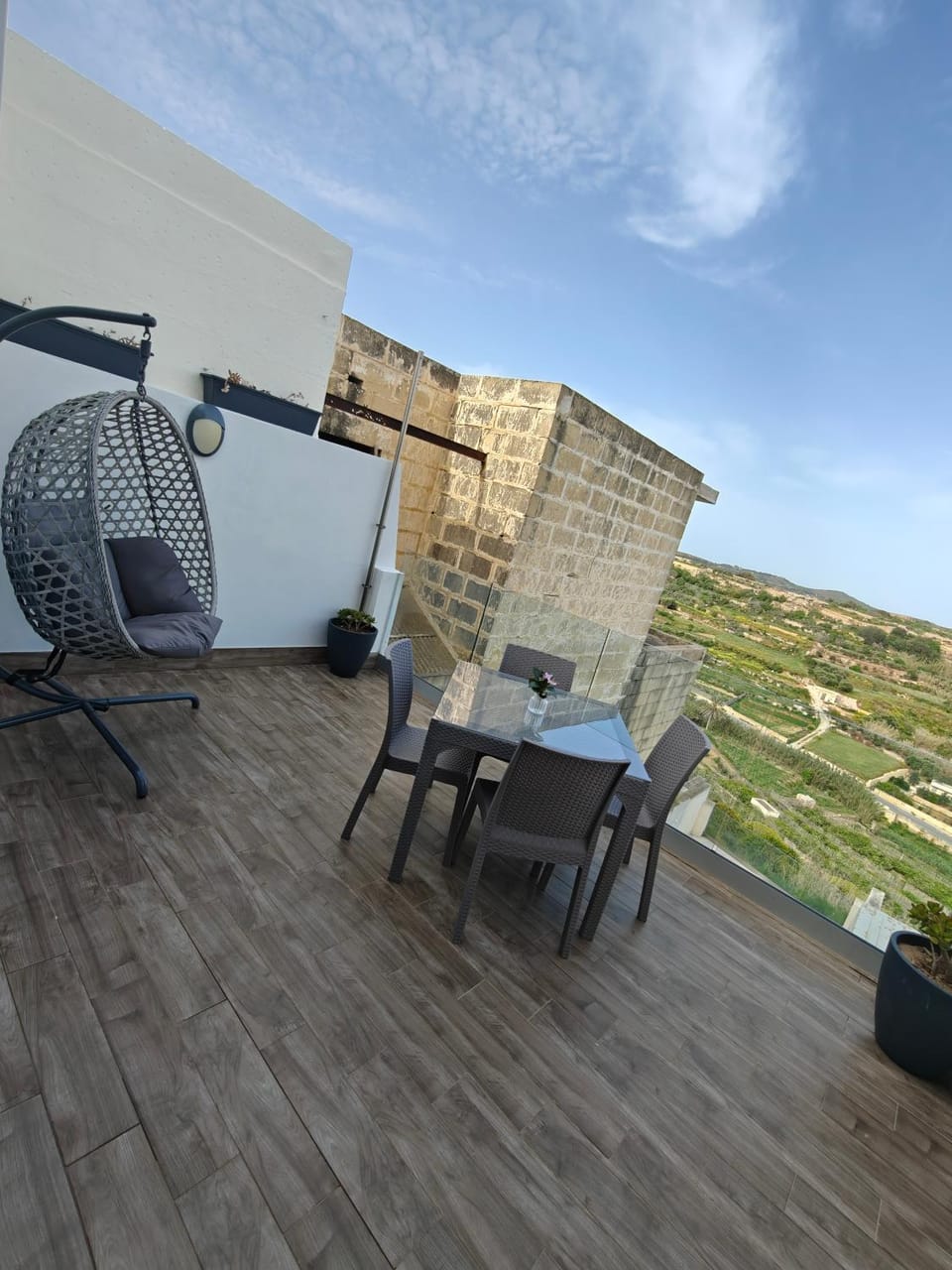 Ta' Frangisku - modern apartment overlooking valley with distant seaview Apartment in Malta