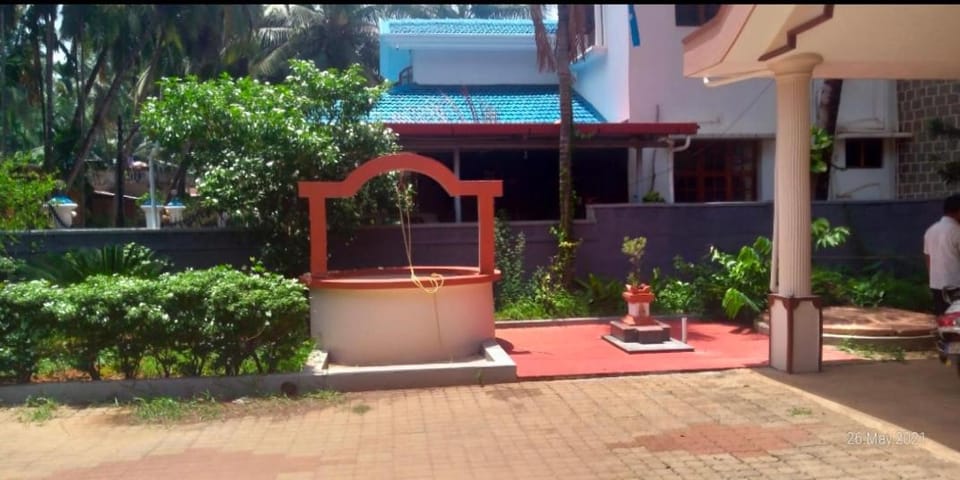 Property building, Garden, Garden view